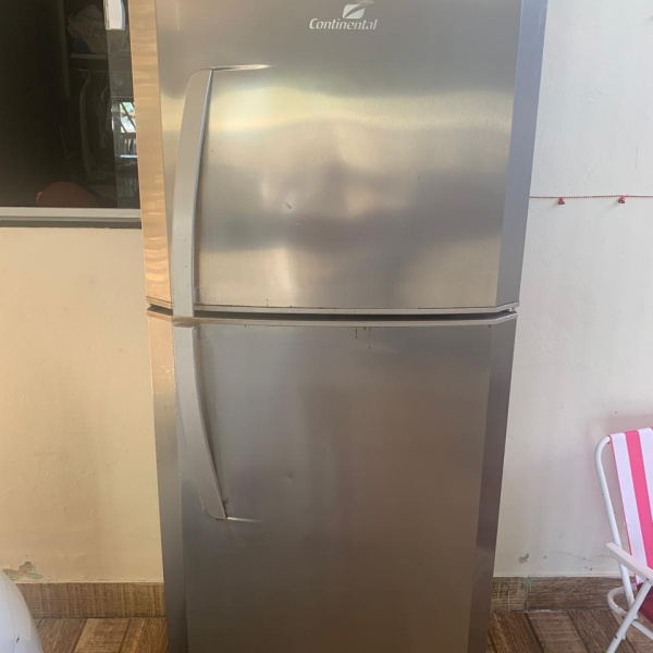 GELADEIRA CONTINENTAL OU 2000 NO PIX