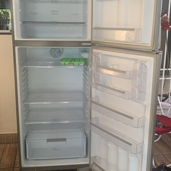 GELADEIRA CONTINENTAL OU 2000 NO PIX